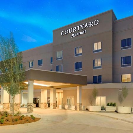 Courtyard By Marriott Atlanta Kennesaw Hotel Exterior photo