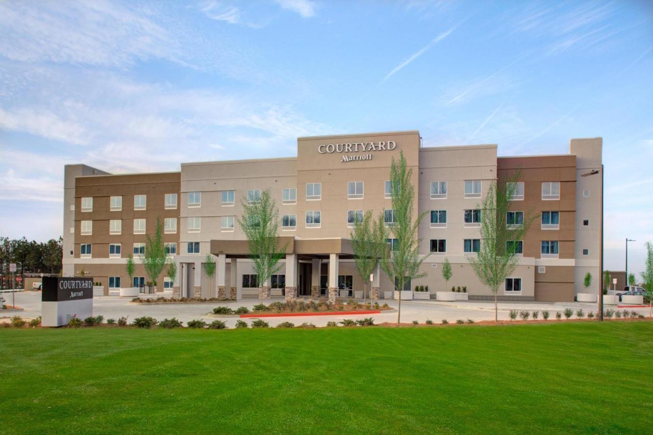 Courtyard By Marriott Atlanta Kennesaw Hotel Exterior photo